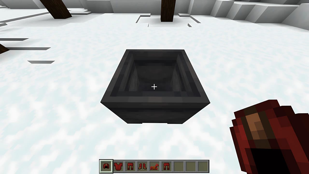 Minecraft UI tutorial showing how to dye leather armor using a blue water-filled cauldron for gear customization.